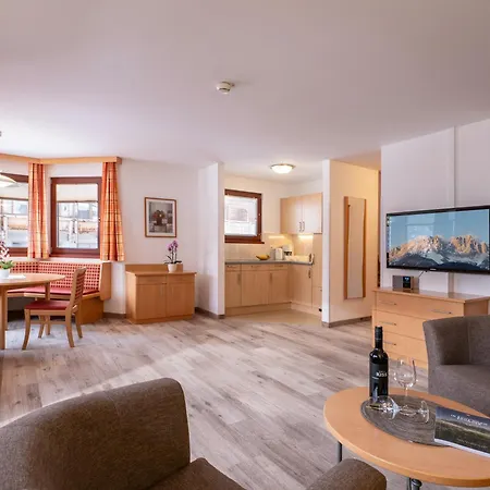 Appartements Holiday * 엘마우